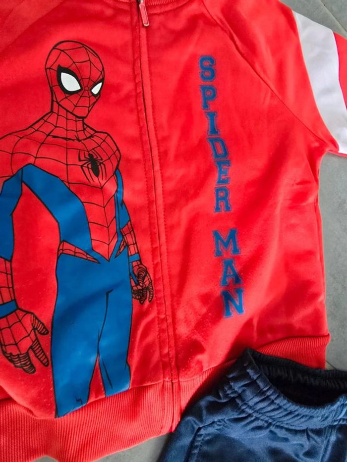 Ensemble jogging spiderman - photo numéro 3