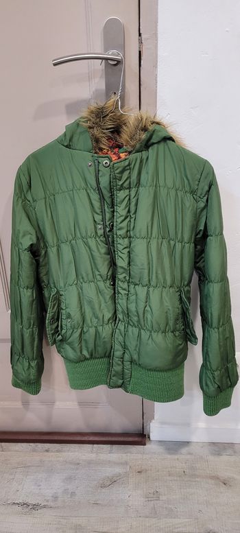 Blouson Desigual  revetsible T 14 ans ( S)