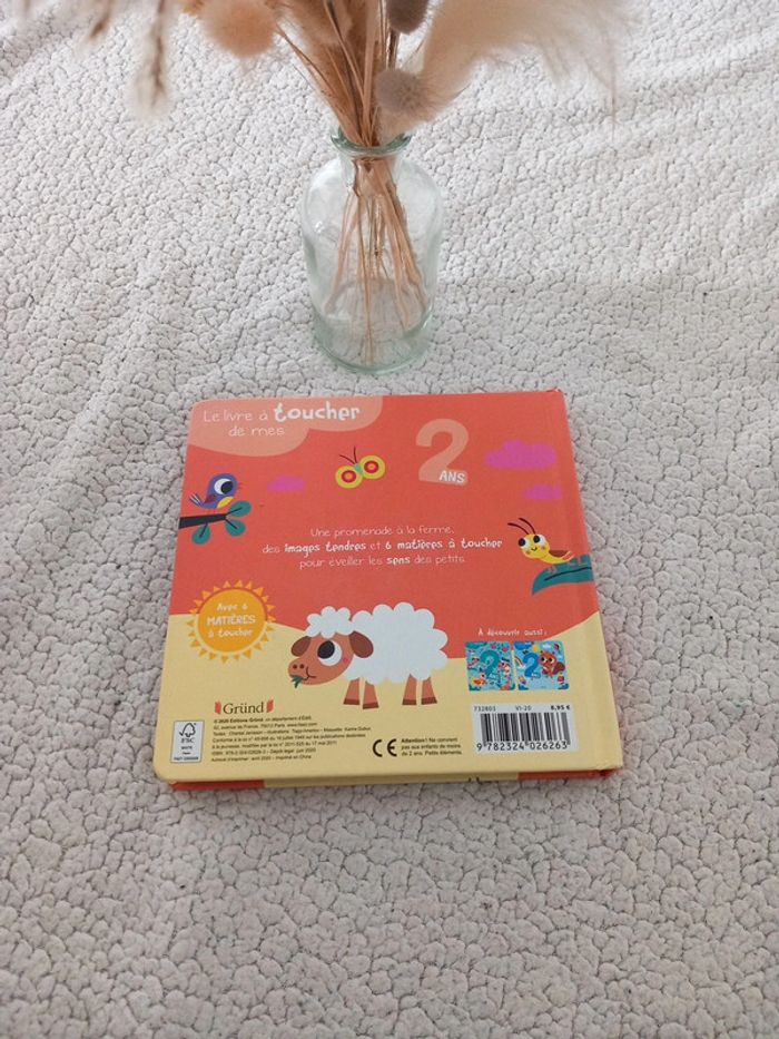 Le livre a toucher de mes 2 ans - photo numéro 2