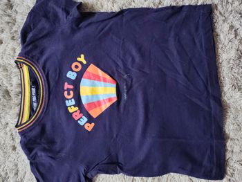 Tee-shirt taille 5 ans