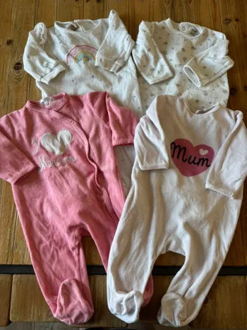 Pyjamas 12 mois