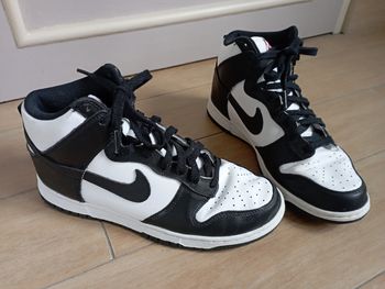 Nike Dunk High Panda 40