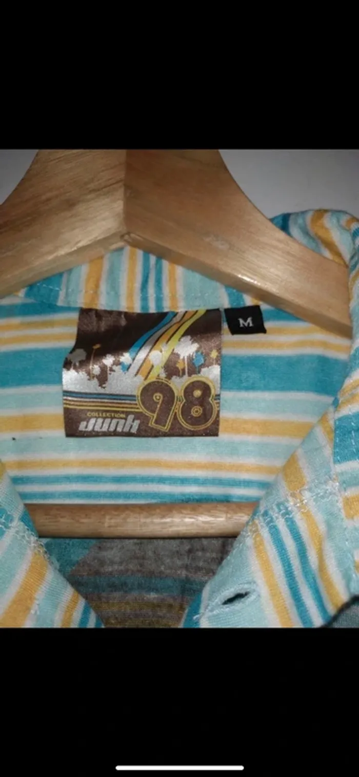 Polo/tee-shirts JUNK98 taille M 👕 - photo numéro 4