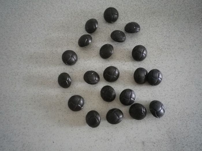 BOUTONS