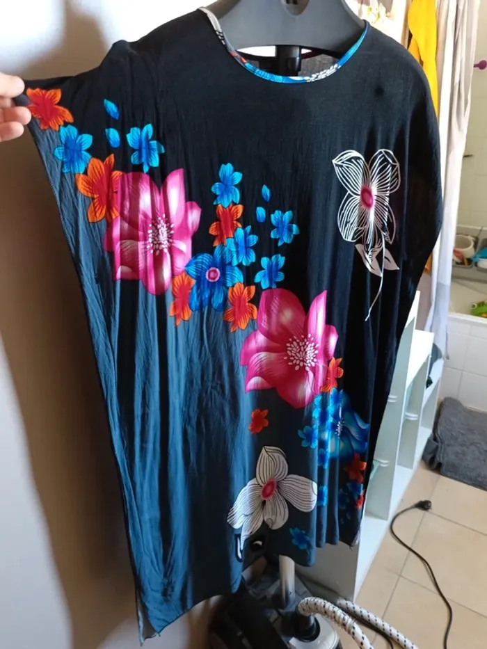 Robe tunique neuve - photo numéro 2