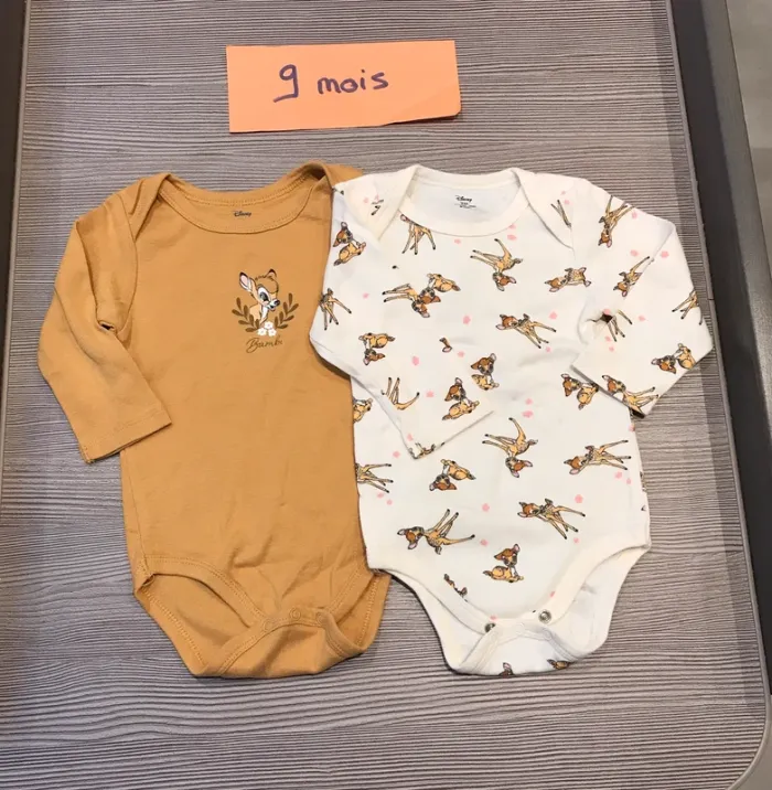 2 bodies manches longues 9 mois Bambi Disney - photo numéro 2
