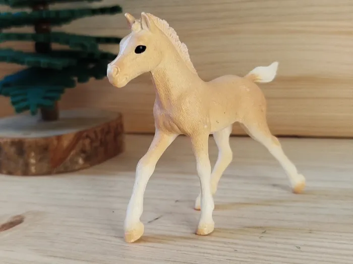 Schleich Pouliche beige figurine animal équipé - photo numéro 2