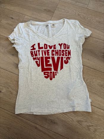 T-shirt Levi’s beige rouge