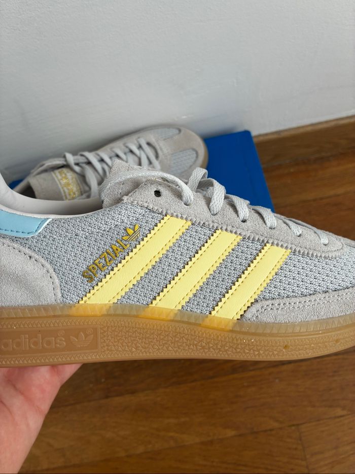 Adidas Originals Spezial Grey One/ Almond Yellow - Taille 38 - Neuves - photo numéro 9