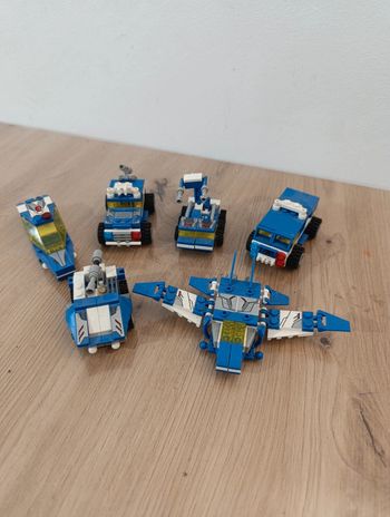 Lot véhicule brique de construction