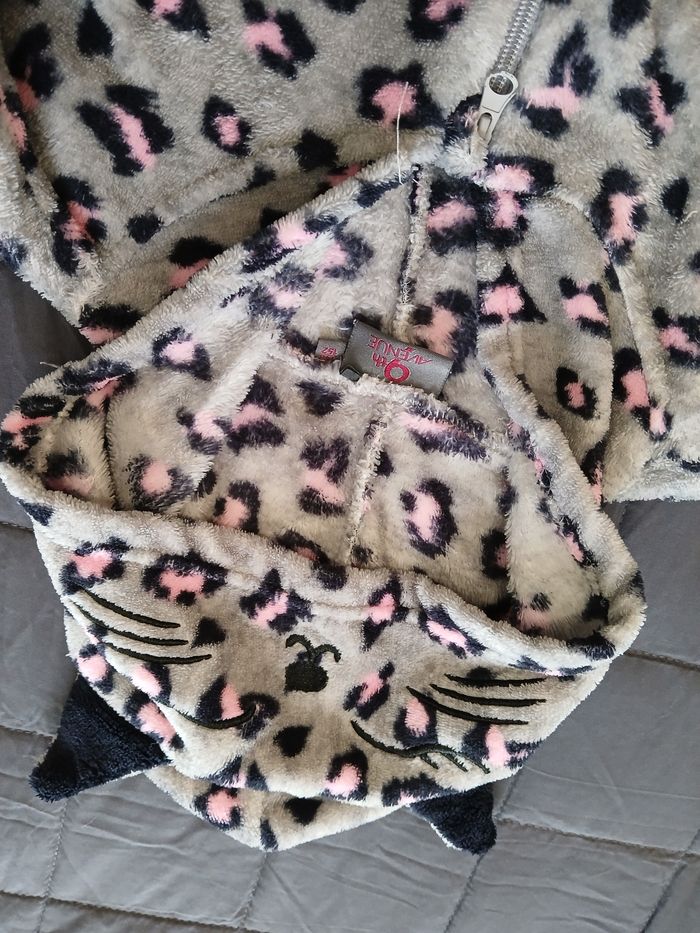 Surpyjama, taille 148/152cm - photo numéro 2