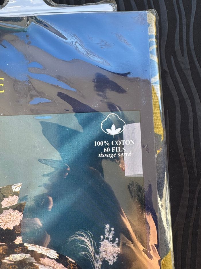 Parure de Lit 4 Pièces • 100% Coton • 160×200 • Drap Plat 240×300 • Taies 65×65 • Motif Floral Luxe - photo numéro 2