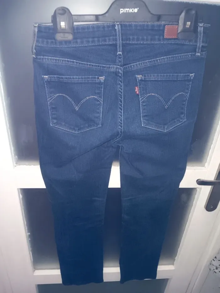 Jean Levi’s Slim Femme taille 36/38 - photo numéro 3
