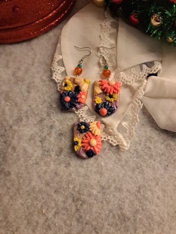 Parrurre boucles d'oreilles et pendentif pâte polymere multicolore florale