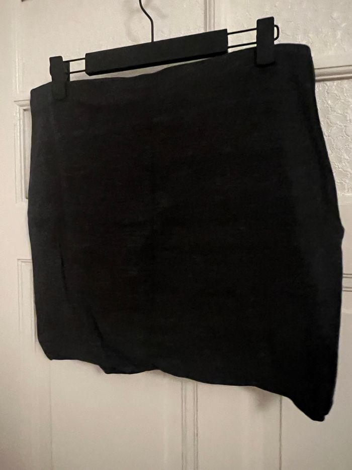 Jupe courte H&M taille M chine foncé - photo numéro 5