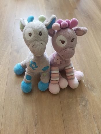 Peluches Arthur et Lola