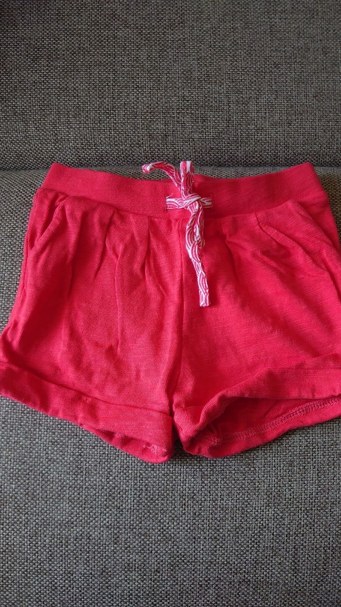 Short rouge Obaibi