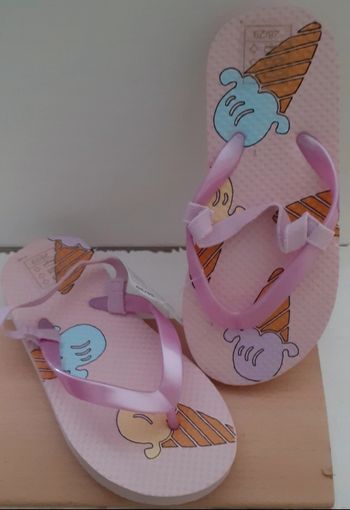 Claquettes fille pointure 28-29 neuves / Zeeman