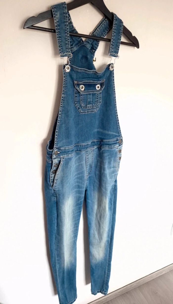 Salopette en jean Naf Naf taille 36 - photo numéro 2