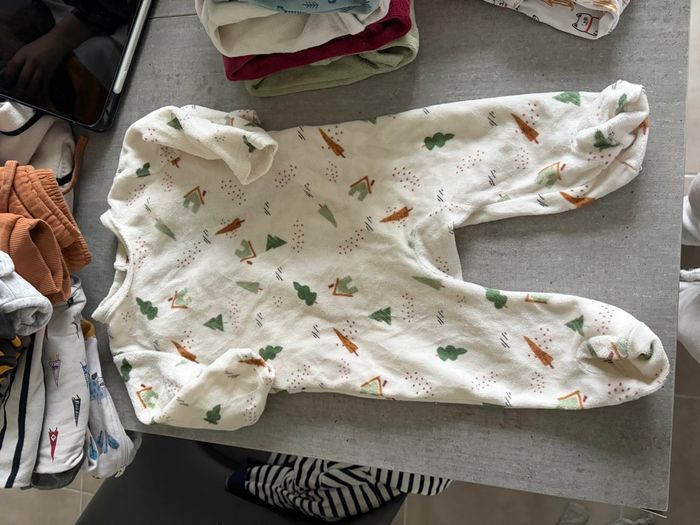 Pyjamas 9 mois - photo numéro 3