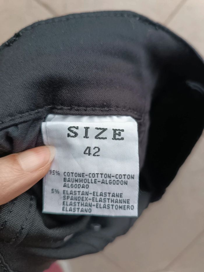 Jeans SkINNY noir - taille 40/42 - neuf - photo numéro 7