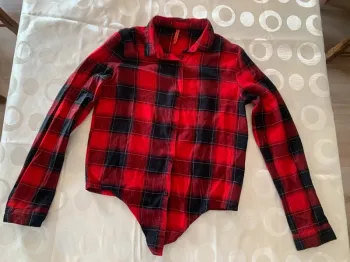 Chemise rouge enfant