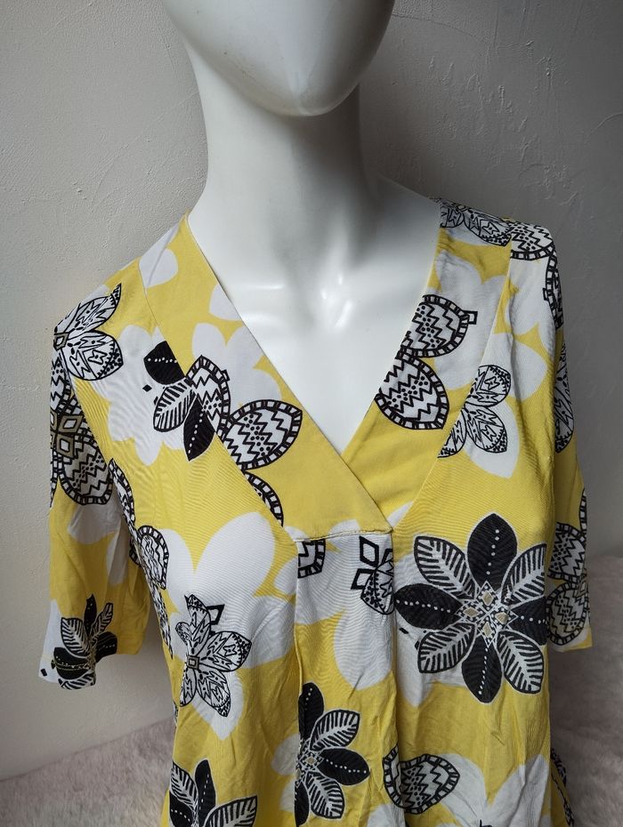 Haut manches courtes fluide maria bellentani taille M - photo numéro 2