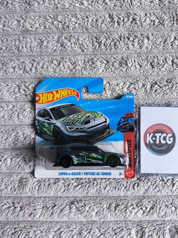 Hot Wheels Cupra e-Racer – Night Speed