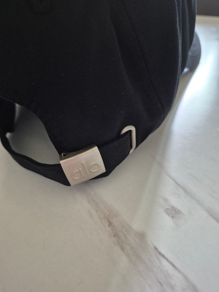 Casquette Yoga Noir neuf - photo numéro 4