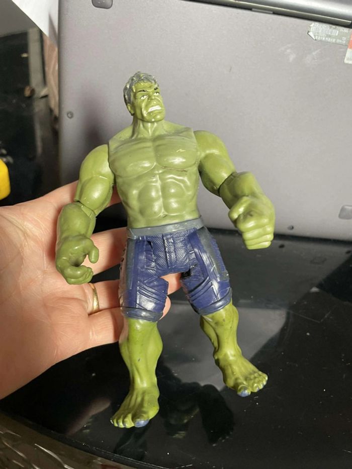 Figurine Atticulé Hulk Marvel Hasbro 2017 - photo numéro 3