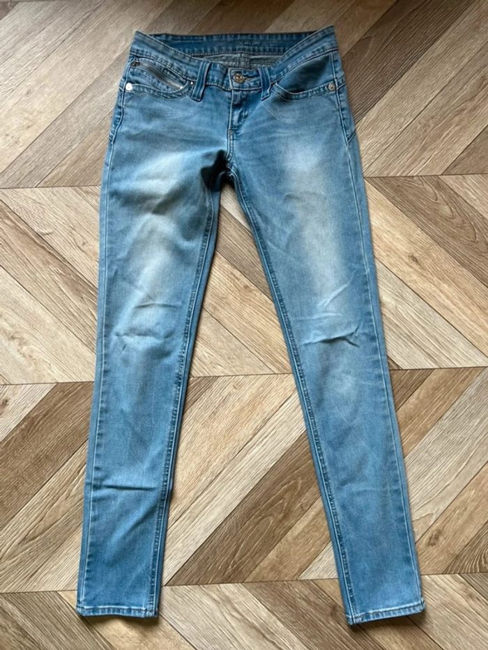 Jean Levi’s skinny clair