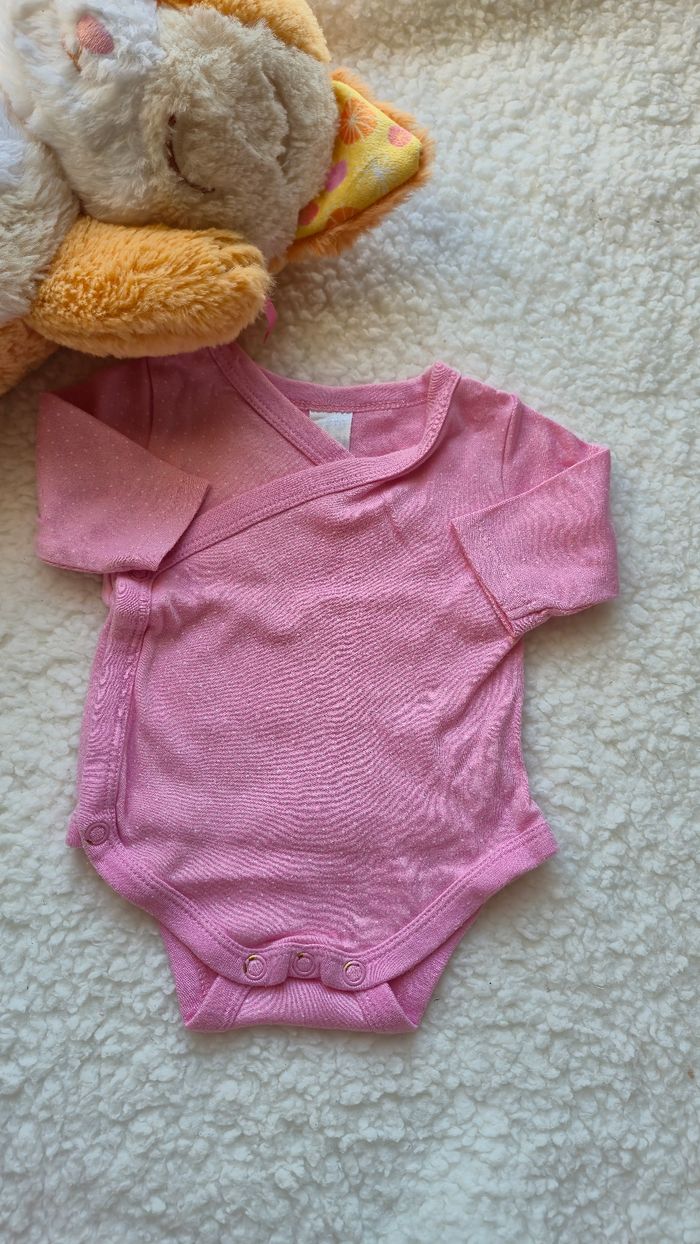 Lot de bodie fille - photo numéro 3