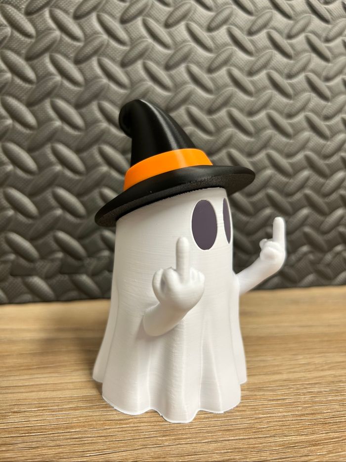 Fantôme insolent d’Halloween - photo numéro 3