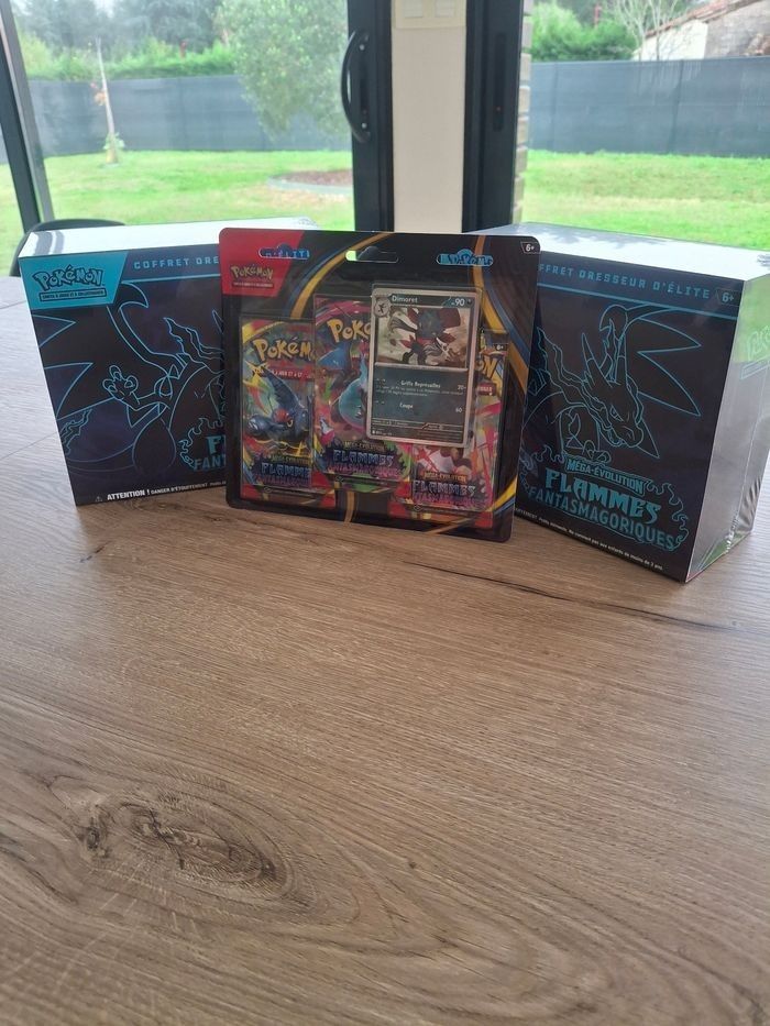 ETB Pokemon Flammes Fantasmagorique ME2 - photo numéro 3