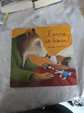 Encore un bisou! #orianabllivre