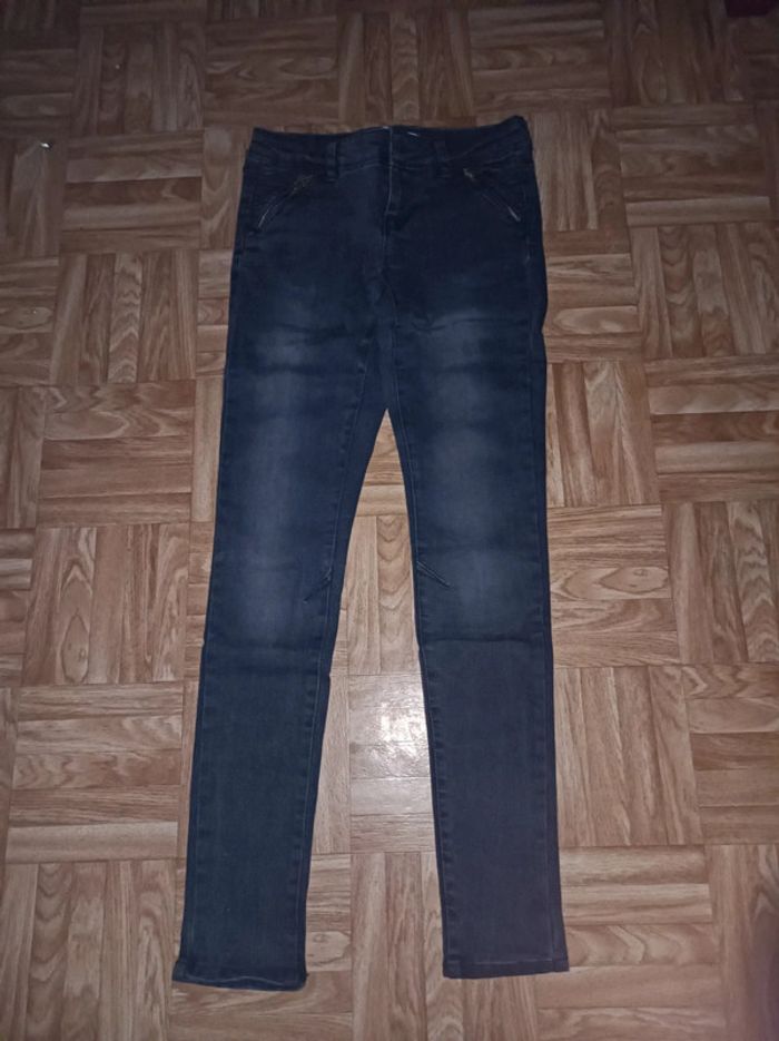 Jean skinny Okaïdi fille taille 12 ans en bon état
