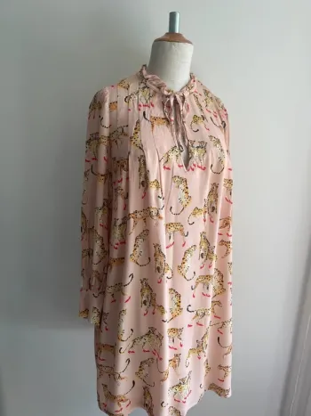 Robe Pinko au motif léopard rose, taille 36