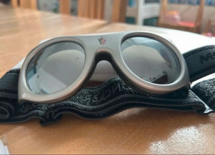 Masque de ski moncler neuf - photo numéro 2