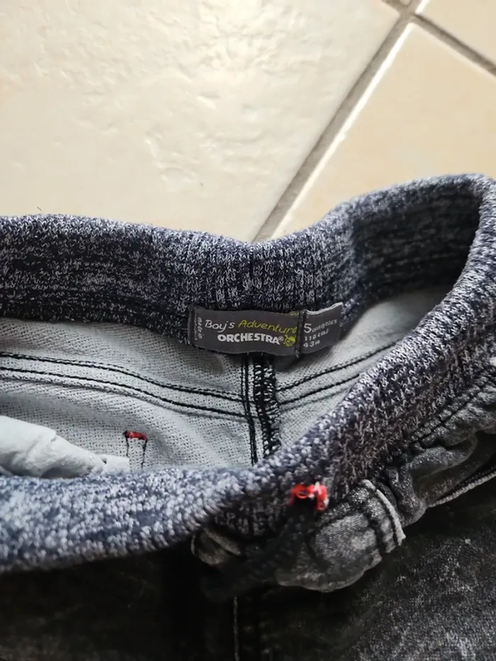 Lot de 3 shorts taille 5 ans - photo numéro 3