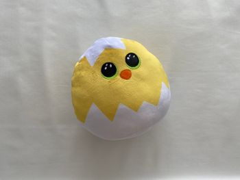 Coussin squish à boos hatch le poussin