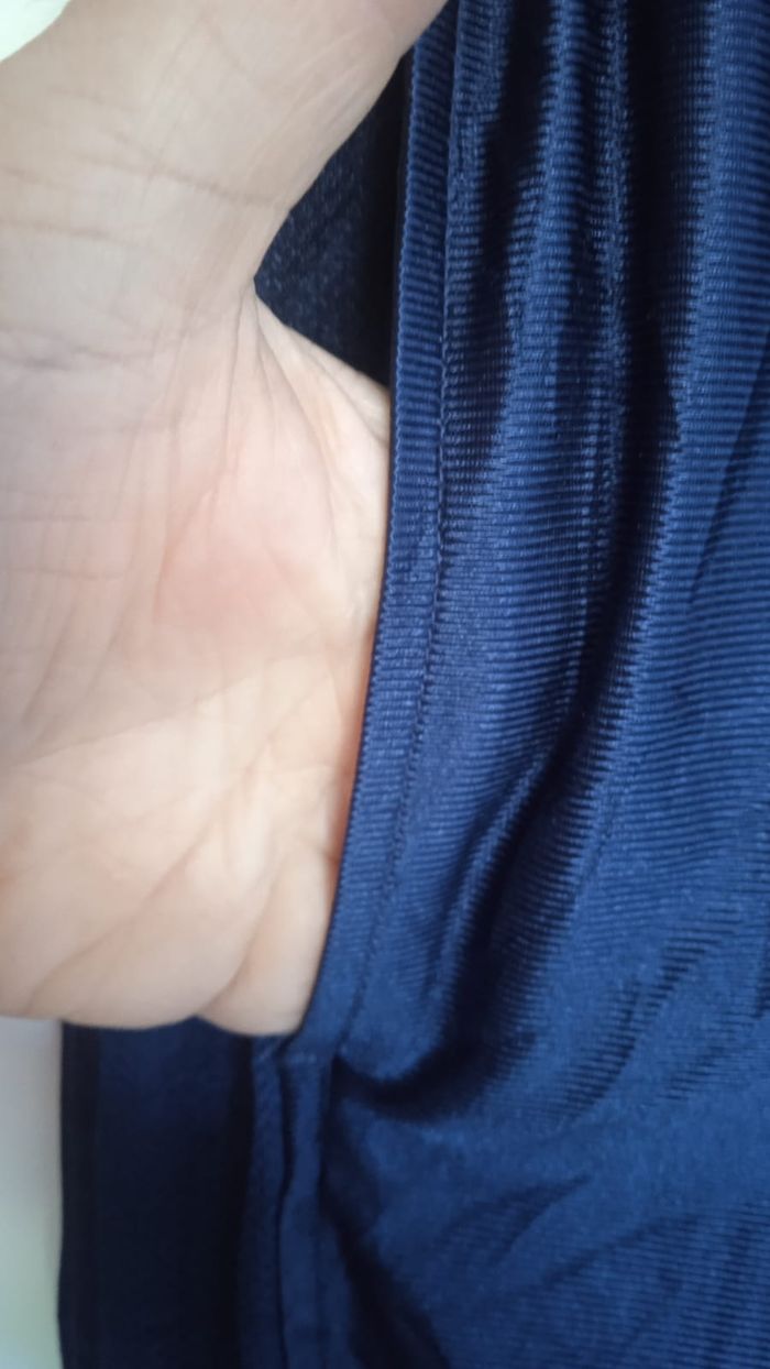 Short Pièce rare XL – Adidas bleu brillant, prêt à scorer ! - photo numéro 4
