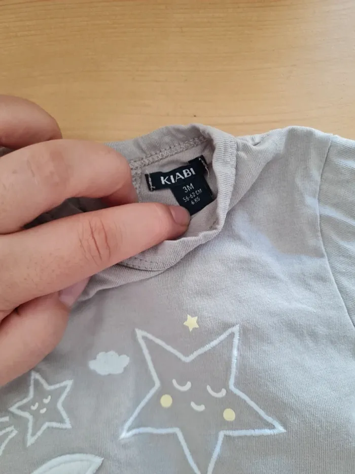 Pyjamas une pièce 3 mois - photo numéro 2