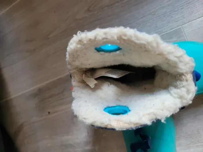 Bottes taille 22 - photo numéro 3