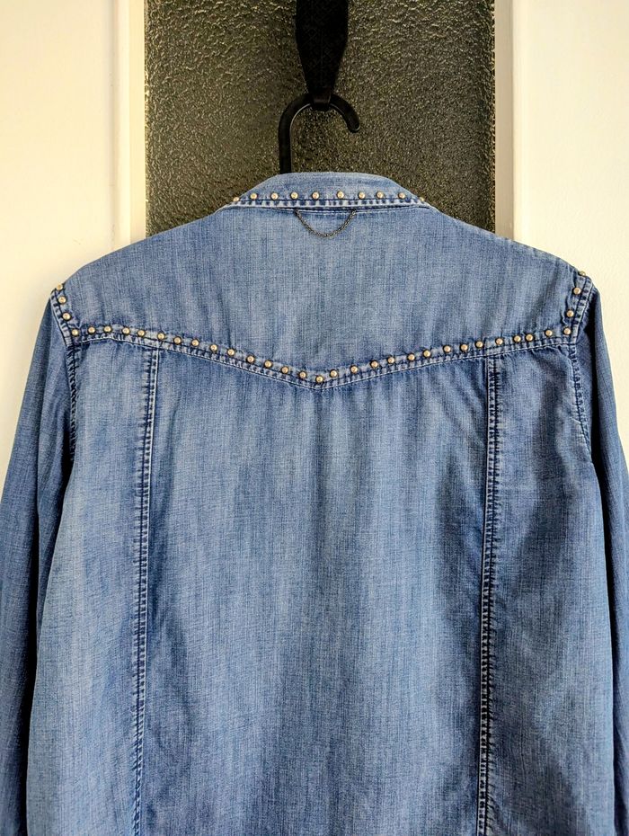 Chemise en jean bleu à clous the kooples sport taille s 36 - photo numéro 6