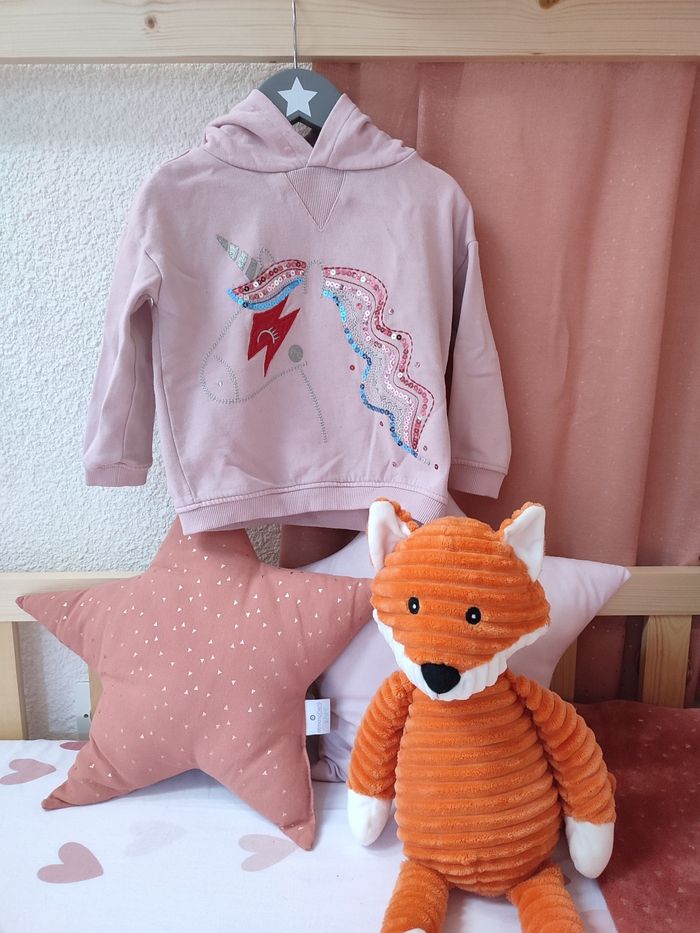 Sweat Licorne avec sequins - 2 ans - Bon état - Du pareil au même