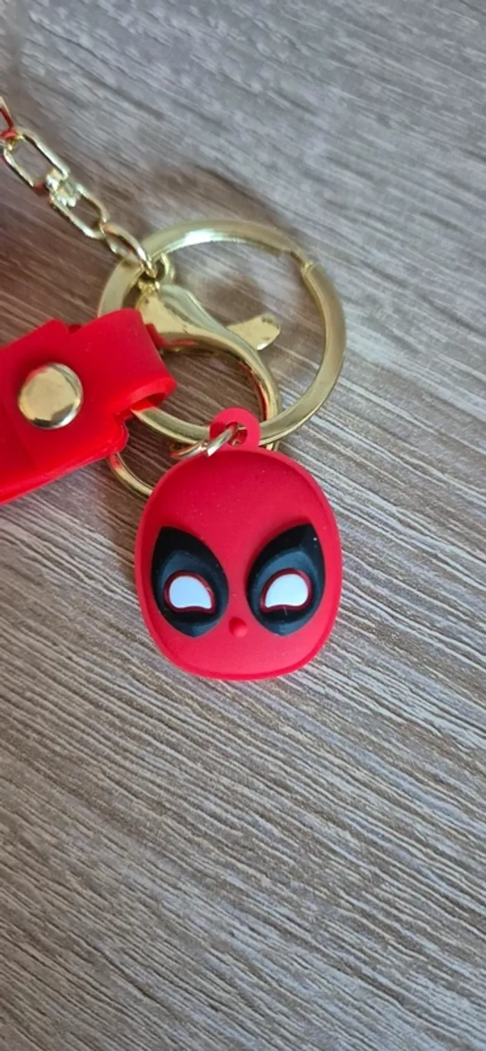 Porte clés 🔑 DeadPool. - photo numéro 5