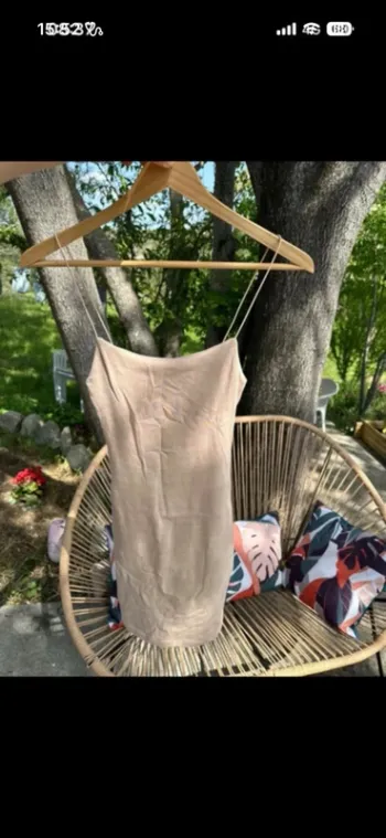 Robe beige à bretelle Zara taille S