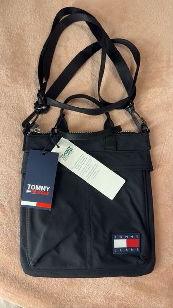 Pochette Tommy