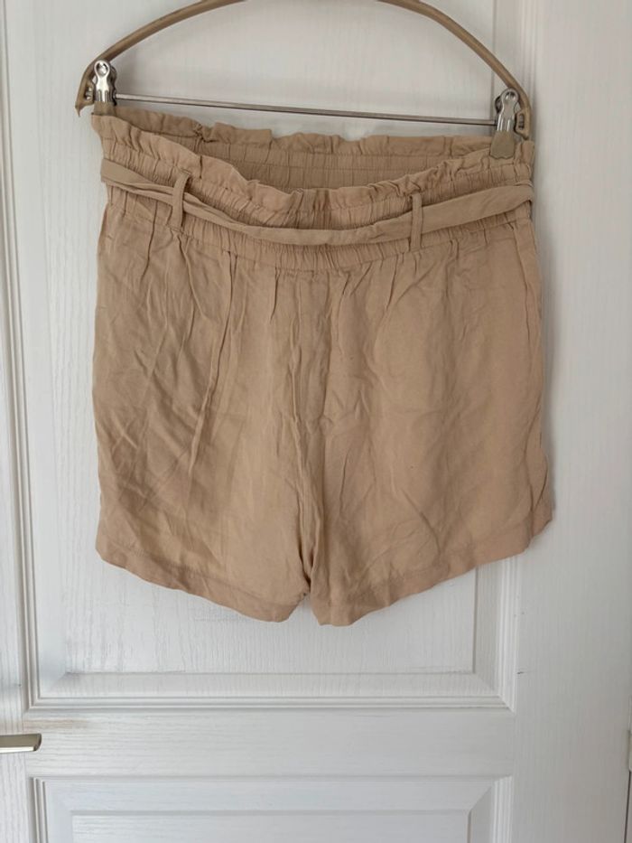 Short beige - photo numéro 3