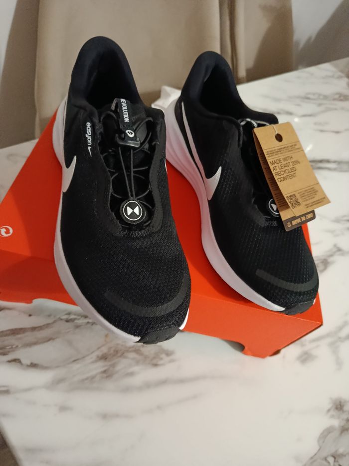Nike Révolution 7 easyon Authentique - photo numéro 3